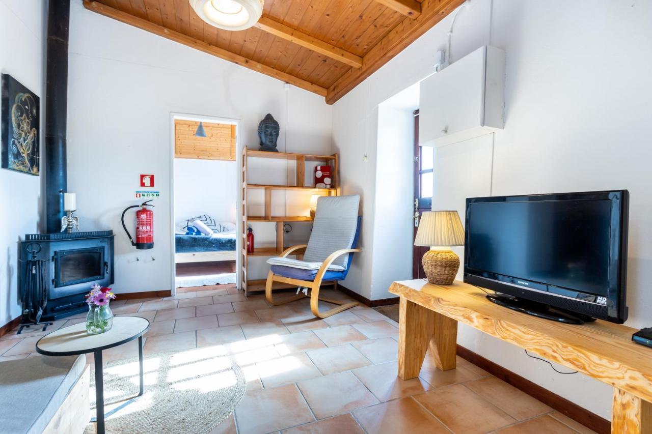 Cottage In Historical Town Of Aljezur Exterior foto